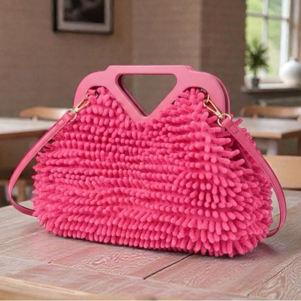 Stylish and Super Cute Pink Handbag